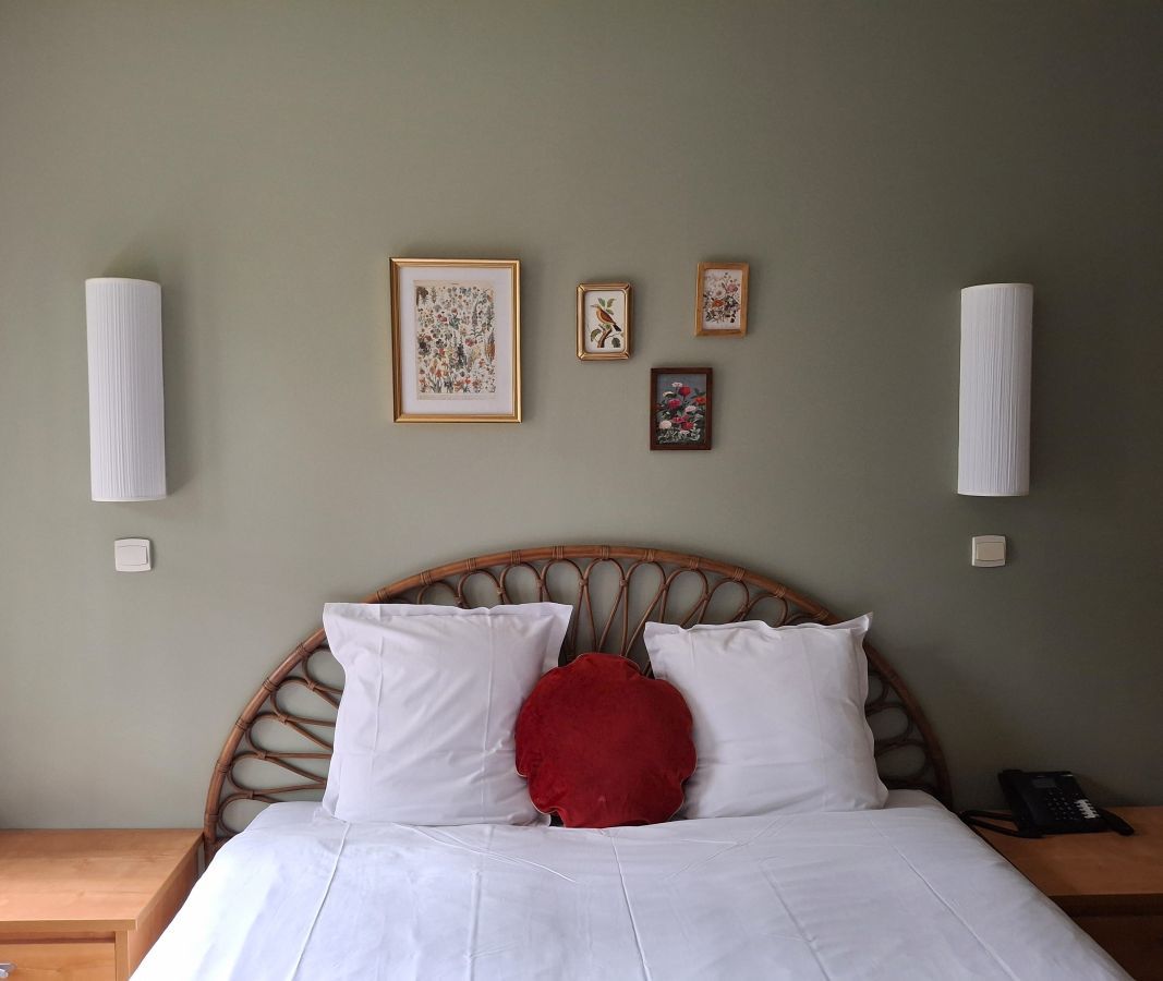 Hostellerie du Lys - h&ocirc;tel - restaurant - table - d&icirc;ner - repas - menu - entr&eacute;e - cocktail - bar - Lamorlaye - chantilly - paris - Senlis - a&eacute;roport Charles de gaulle - Gouvieux - Coye la for&ecirc;t - fourchette - gastronomique - v&eacute;g&eacute;tarien - d&eacute;licieuse - l&eacute;g&egrave;re - raffin&eacute;e - fran&ccedil;aise - cuisine - gastronomie fran&ccedil;aise - terrasse - chemin&eacute;e - design - d&eacute;co - bi&egrave;re - cave - vin - potager - petit-d&eacute;jeuner - viennoiseries - brunch - bucolique - campagne - calme - jardin