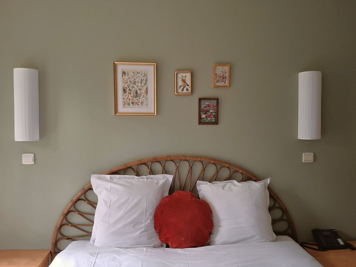 Hostellerie du Lys - h&ocirc;tel - restaurant - table - d&icirc;ner - repas - menu - entr&eacute;e - cocktail - bar - Lamorlaye - chantilly - paris - Senlis - a&eacute;roport Charles de gaulle - Gouvieux - Coye la for&ecirc;t - fourchette - gastronomique - v&eacute;g&eacute;tarien - d&eacute;licieuse - l&eacute;g&egrave;re - raffin&eacute;e - fran&ccedil;aise - cuisine - gastronomie fran&ccedil;aise - terrasse - chemin&eacute;e - design - d&eacute;co - bi&egrave;re - cave - vin - potager - petit-d&eacute;jeuner - viennoiseries - brunch - bucolique - campagne - calme - jardin